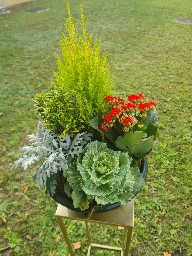 Composition florale pour le deuil chez votre fleuriste côté fleurs création à mably
